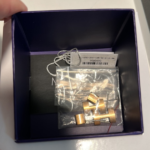 Movado watch - Picture 3 of 4